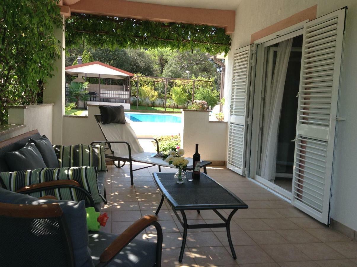 Casa Isabella Apartment Пула Екстериор снимка