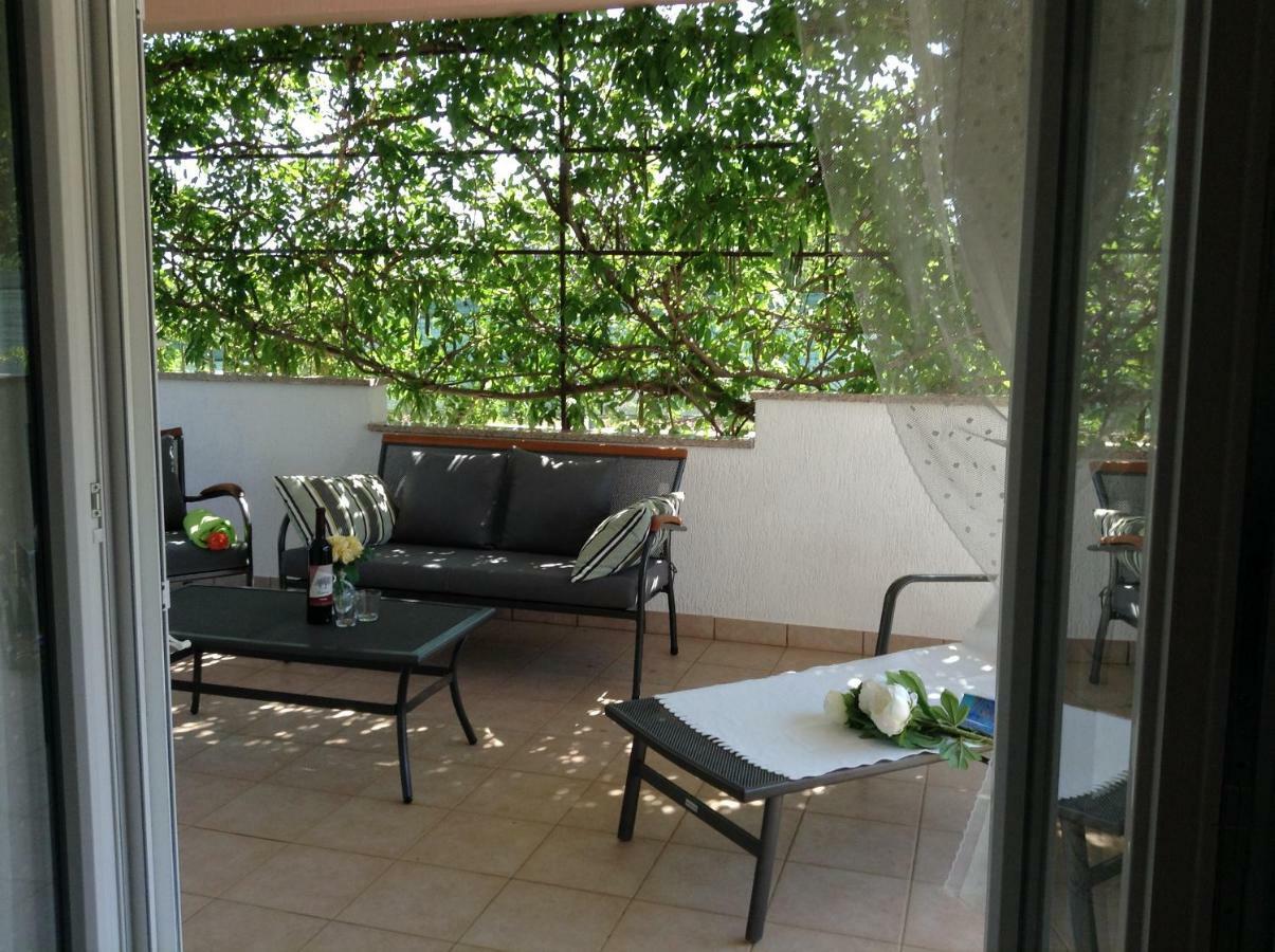 Casa Isabella Apartment Пула Екстериор снимка